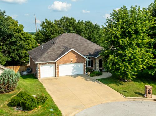 3326 S Juniper Ave, Springfield, MO, 65804-5107 | Card Image
