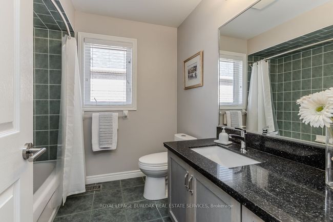 2382 Emerson Dr, House other with 4 bedrooms, 4 bathrooms and 2 parking in Burlington ON | Image 28