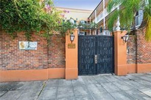 23-740 Esplanade Ave, New Orleans, LA, 70116-2076 | Card Image