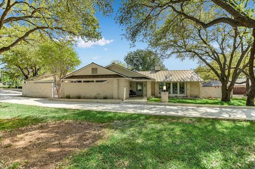 703 Red Sails, Horseshoe Bay, TX, 78657-5623 | Card Image