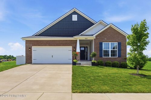 2049 Carnegie Dr, Shelbyville, KY, 40065-8884 | Card Image