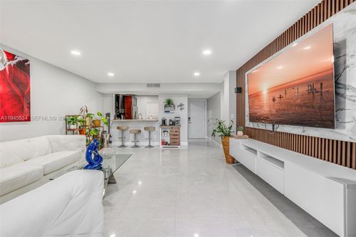 apt-413-8635 Nw 8th St, Miami, FL, 33126-5948 | Card Image