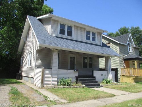 1027 Elmwood St, Port Huron, MI, 48060-3036 | Card Image