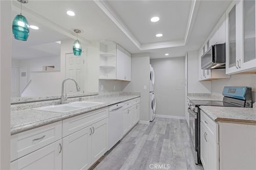 6-31864 Railroad Canyon Rd, Canyon Lake, CA, 92587-9498 | Card Image