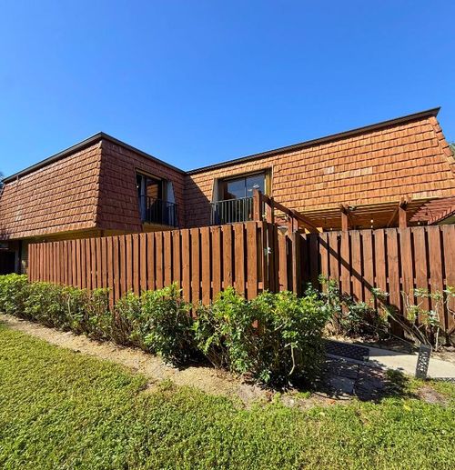 512 5th Ln, Greenacres, FL, 33463-4348 | Card Image