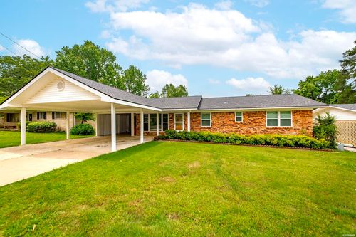 111 Camellia St, Hot Springs, AR, 71913-3047 | Card Image