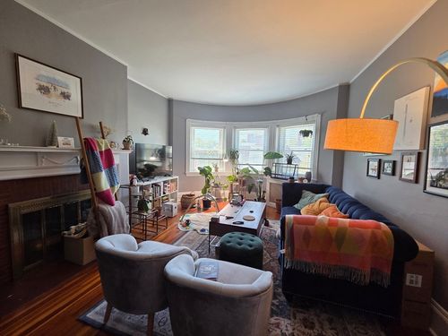 3-130 Saint Marys St, Boston, MA, 02215-3713 | Card Image