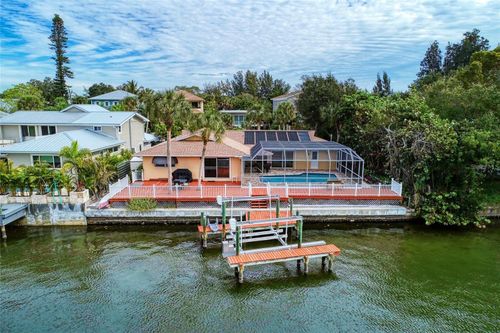 4946 Commonwealth Dr, SARASOTA, FL, 34242-1422 | Card Image
