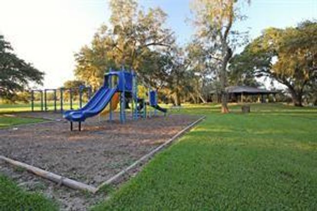 616 Pony Trl, Home with 0 bedrooms, 0 bathrooms and null parking in Angleton TX | Image 6