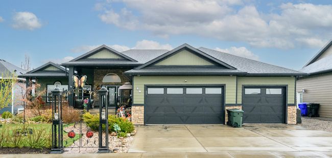 79 Harrison Green, Home with 6 bedrooms, 4 bathrooms and 6 parking in Olds AB | Image 2
