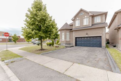 475 Van Kirk Dr, House other with 4 bedrooms, 4 bathrooms and 6 parking in Brampton ON | Image 2