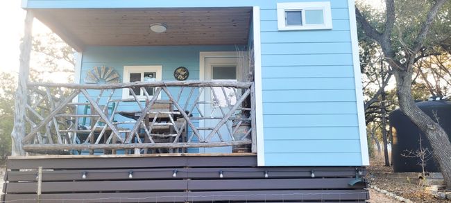 Close-up of the covered porch. | Image 25