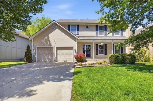 15516 Glenwood Ave, Overland Park, KS, 66223-3183 | Card Image