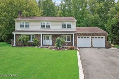 25 Birmingham Drive, House other with 4 bedrooms, 2 bathrooms and null parking in Manalapan NJ | Image 2