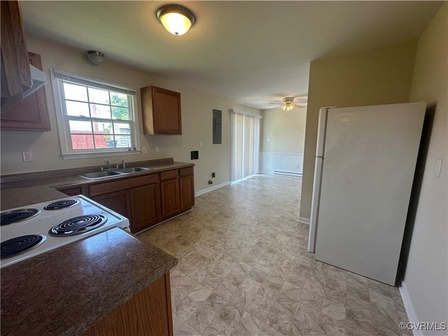 3913 Gloucester Dr, House other with 3 bedrooms, 1 bathrooms and null parking in Hopewell VA | Image 9