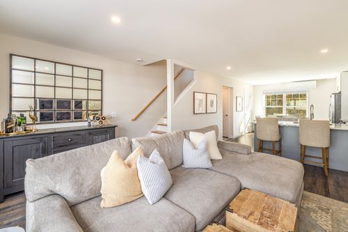 205-94 N Bride Brook Rd, East Lyme, CT, 06333 | Card Image