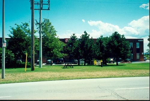 12-4380 S Service Rd, Burlington, ON, L7L5Y6 | Card Image