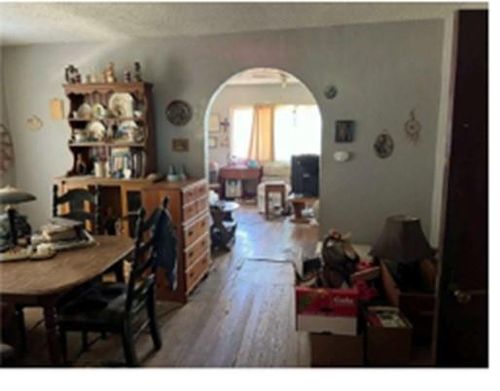 8903 E Us Highway 24, Independence, MO, 64053-1153 | Card Image
