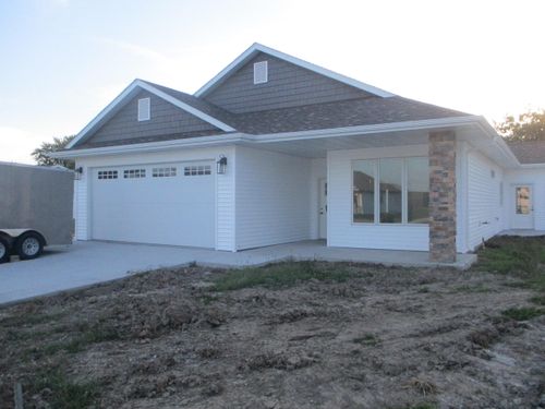 801 N Barela Cir, CENTRALIA, MO, 65240 | Card Image