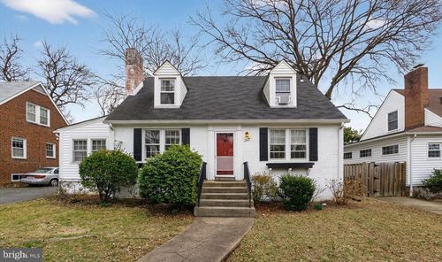 1639 N Woodstock St, ARLINGTON, VA, 22207-2042 | Card Image