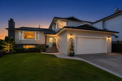 1429 133a St, Surrey, BC, V4A6A2 | Card Image