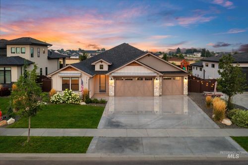 3276 N Fire Flower Ave, Star, ID, 83669-1038 | Card Image