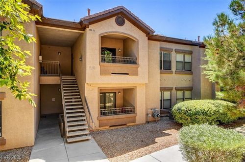 2154-8250 N Grand Canyon Dr, Las Vegas, NV, 89166-3725 | Card Image