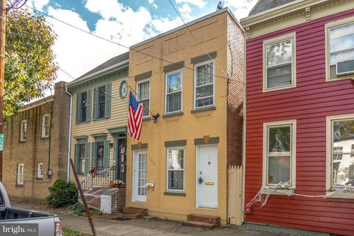 patio-1006 Oronoco Street, ALEXANDRIA, VA, 22314 | Card Image