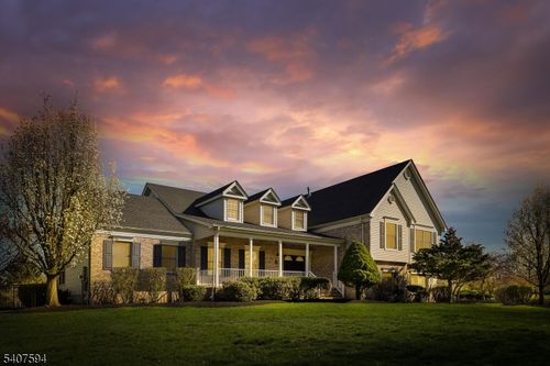 82 Oxford Pl, Hillsborough, NJ, 08844-2603 | Card Image