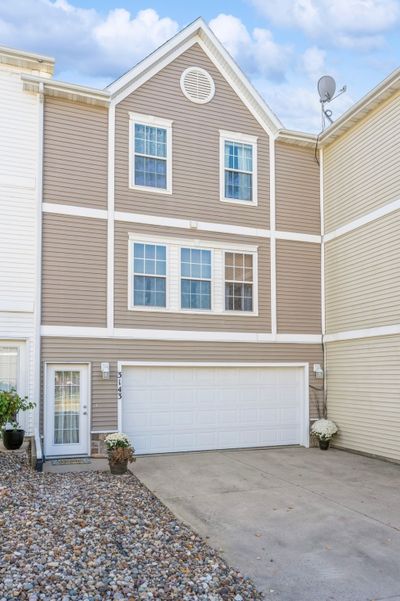 3143 Sw Sharmin Lane, Condo with 2 bedrooms, 2 bathrooms and null parking in Ankeny IA | Image 2