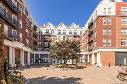 201-85 Memorial Rd, West Hartford, CT, 06107-2457 | Card Image