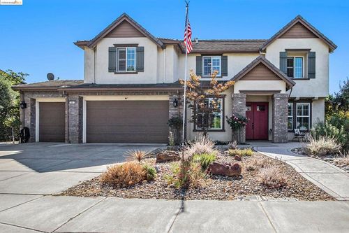 321 Lavender Way, Oakley, CA, 94561 | Card Image