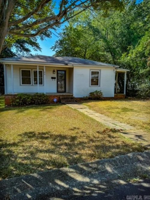 1020 W Ashley St, Benton, AR, 72015-4126 | Card Image