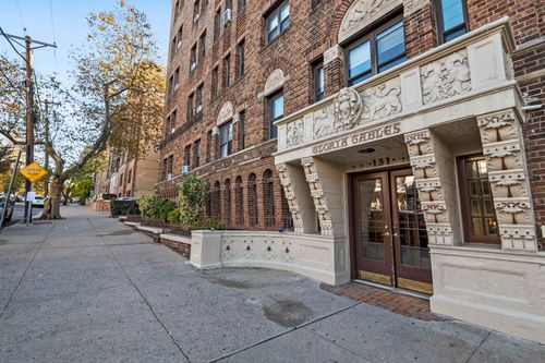 a3-131 Kensington Ave, Jersey City, NJ, 07304-1873 | Card Image