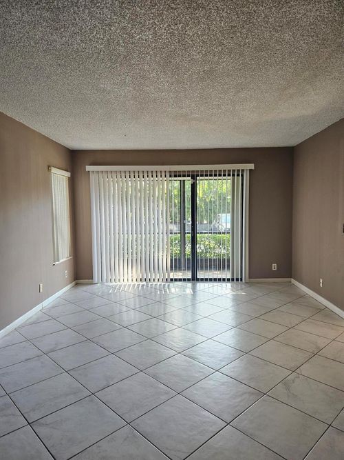 apt-h1-724 Sunny Pine Way, Greenacres, FL, 33415-8992 | Card Image
