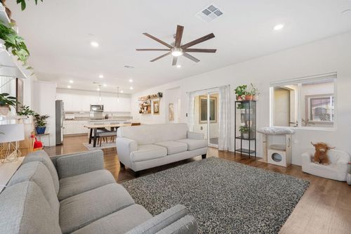 67413 Rio Naches Rd, Cathedral City, CA, 92234-8654 | Card Image