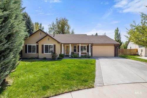 366 S Kestrel Pl, Eagle, ID, 83616-4963 | Card Image