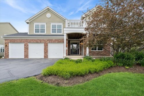 2984 Shamrock Dr, Elgin, IL, 60124-4354 | Card Image