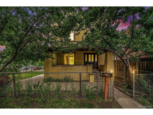 7 Elati St, Denver, CO, 80223-1501 | Card Image