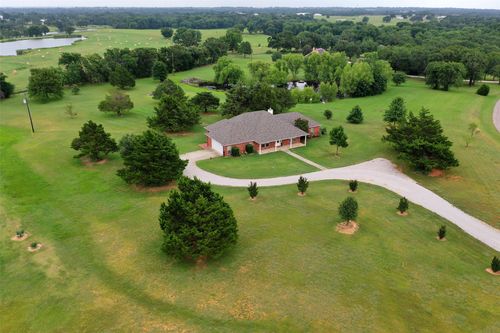 262 Briar Creek Rd, Whitesboro, TX, 76273-4610 | Card Image