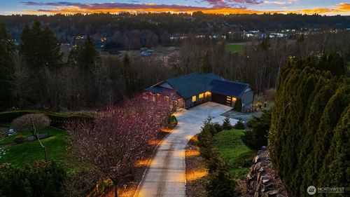 15205 152nd Ave Ne, Woodinville, WA, 98072-9066 | Card Image