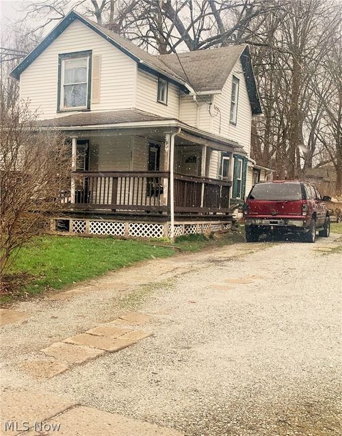 641 Allyn St, Akron, OH, 44311-1616 | Card Image