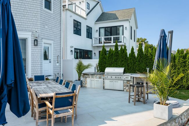 72 Shorefront Park, House other with 4 bedrooms, 7 bathrooms and 2 parking in Norwalk CT | Image 37