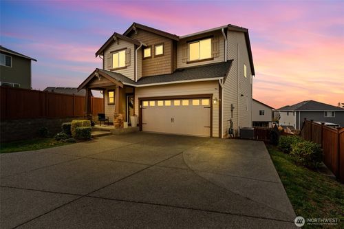 20408 Se 257th St, Covington, WA, 98042-6201 | Card Image