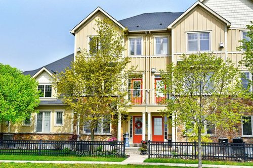 11 Wally Dr, Wasaga Beach, ON, L9Z0E4 | Card Image