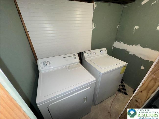 713 S Woodward St, House other with 3 bedrooms, 1 bathrooms and null parking in Allentown PA | Image 16