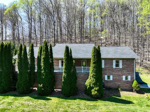1320 Suntree Road, Unicoi, TN, 37692 | Card Image
