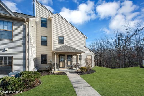 310 Larkspur Ln, Jackson, NJ, 08527-4105 | Card Image