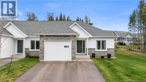 34 Beaubois Dr, Dieppe, NB, E1A8N8 | Card Image