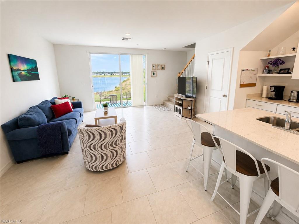 Residential Lease in NORTH FORT MYERS 3